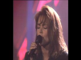 Belinda Carlisle Heaven Is A Place On Earth (Top of the Pops, Live 1987)
